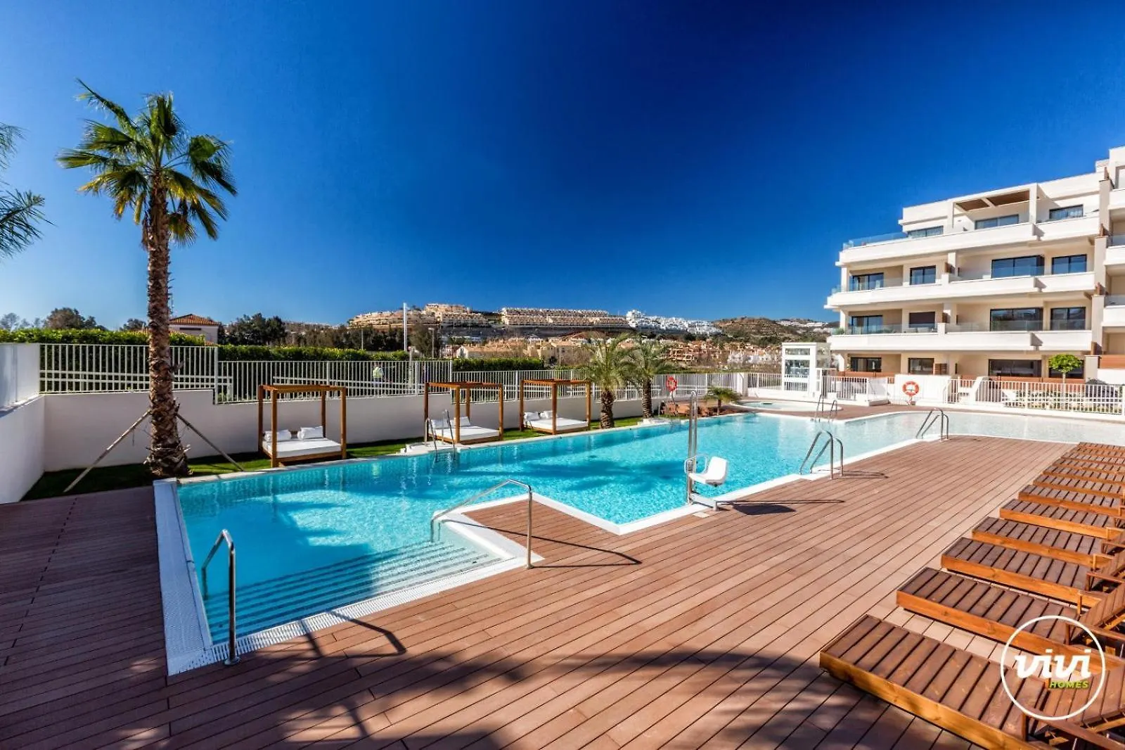 Vivi Homes - Lotus Pool, Garden, Gym & Beach La Cala De Mijas 0*,