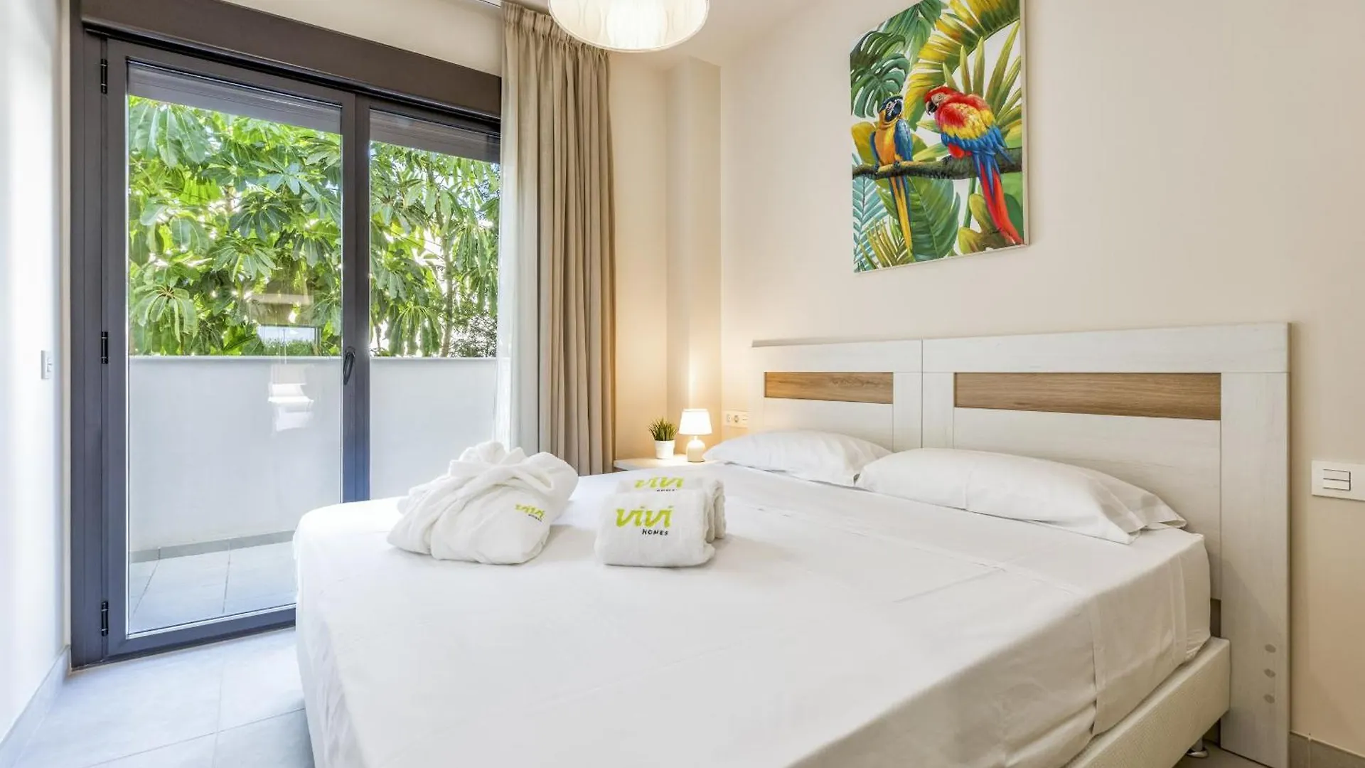Vivi Homes - Lotus Pool, Garden, Gym & Beach La Cala De Mijas Spain